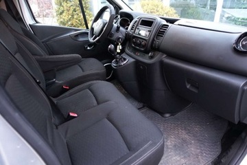 Opel Vivaro B Kombi Extra Long H1 2,9t 1.6 BiTurbo 125KM 2017 Opel Vivaro 9os. Tempomat Ogranicznik predkosci Czujniki parkowania FV, zdjęcie 11