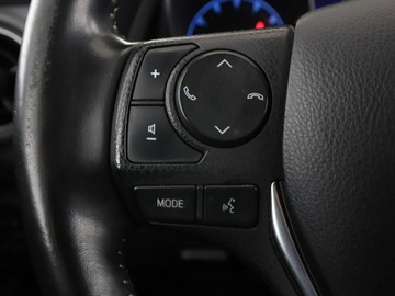 Toyota Auris II Hatchback 5d Facelifting 1.2 D-4T 116KM 2016 Toyota Auris Historia serwisowa Navi Klimatyzacja, zdjęcie 29