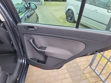 Volkswagen Golf Plus II 1.6 TDI-CR DPF BlueMotion 105KM 2012 Volkswagen Golf Plus Przebieg 80 tyś km Klimatro, zdjęcie 16