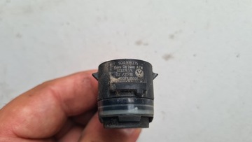 AUDI A3 8V 12-18R SPORTBACK SENZOR PARKOVÁNÍ PDC ZADNÍ ČERNÁ 5Q0919275