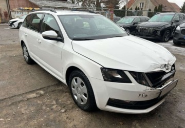 Skoda Octavia III Kombi Facelifting 1.0 TSI 115KM 2019 Skoda Octavia Cena Butto Benzyna 116KM, zdjęcie 1