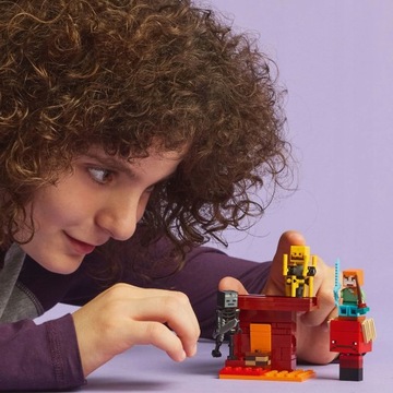 Lego Minecraft Battle на мосту Netheru 21266