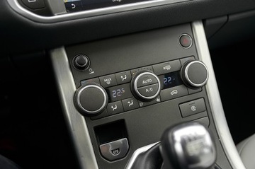 Land Rover Range Rover Evoque I SUV 5d Facelifting 2.0D eD4 150KM 2018 Range Rover Evoque __JASNA SKÓRA __ PANORAMA __100% BEZWYPADEK__SUPER STAN, zdjęcie 38