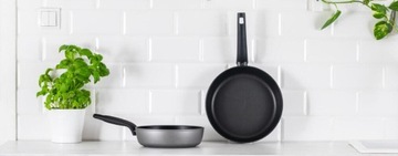 НАБОР ZWIEGER TITAN PAN 24 28 СМ + КРЫШКА