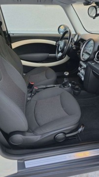 Mini One II Hatchback 1.4 95KM 2008 MINI ONE 1,4 benzyna 95 KM klima zarejestrowany 1.4 Benzyna 95KM, zdjęcie 16