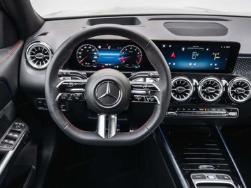 Mercedes GLB SUV Facelifting 2.0 220 190KM 2025 MERCEDES-BENZ GLB 220 4-Matic AMG Line 2.0 (190KM) 2025, zdjęcie 11