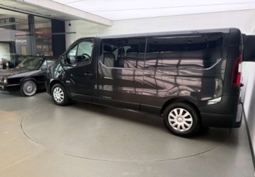 Opel Vivaro B Kombi Extra Long H1 2,9t 1.6 BiTurbo 125KM 2016 Opel Vivaro 9 miejsc Kamera Klima Navi Zamiana Raty Gwarancja 1.6 Diesel, zdjęcie 6