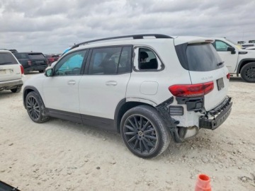 Mercedes GLB 2023 Mercedes-Benz GLB 250 2023 2.0 Benzyna 221KM, zdjęcie 1