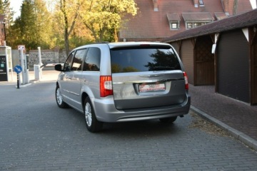 Chrysler Town &amp; Country V 2014 Chrysler Town &amp; Country S 3.6 V6 292KM 2014r., zdjęcie 4
