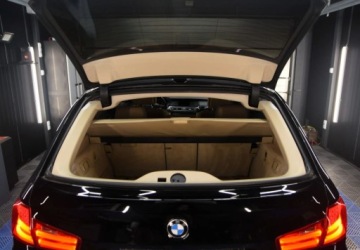 BMW Seria 5 F10-F11 Touring 520d 184KM 2012 BMW Seria 5 Kombi_HAK_Skory_Podgrzewane fotele_Nawigacja_ 2.0 Diesel 184KM, zdjęcie 9