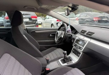 Volkswagen Passat CC 2.0 TDI-CR DPF 140KM 2008 Volkswagen Passat CC Wymieniony rozrzad 2.0 Diesel 140KM, zdjęcie 10