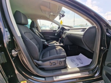 Skoda Superb II Kombi Facelifting 2.0 TDI CR DPF 170KM 2014 Skoda Superb 2.0 170Ps DSG Navi Alu Ksenon Kombi Gwarancja 2.0 Diesel 170KM, zdjęcie 24