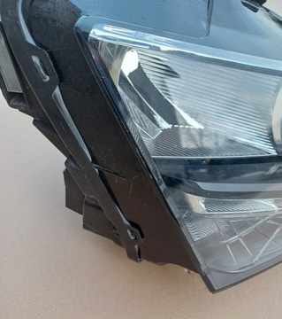 SKODA SCALA 2019- SVĚTLOMET SVĚTLO PĚKNÝ H7 + LED 657941016