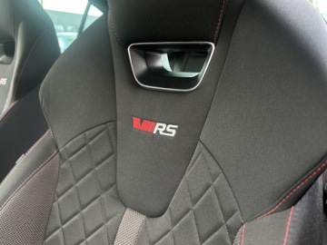 Skoda Octavia IV RS Kombi 2.0 TSI 245KM 2022 Skoda Octavia RS 2.0 TSI 245KM Pakiet Selection La, zdjęcie 31