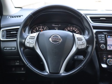 Nissan Qashqai II Crossover 1.2 DIG-T 115KM 2016 Nissan Qashqai 1.2 DIG-T, Salon Polska, Navi, zdjęcie 14