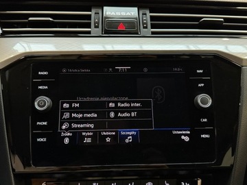 Volkswagen Passat B8 Variant Facelifting 2.0 TDI SCR 150KM 2020 Volkswagen Passat 2.0 TDI 150KM DSG, Salon Polska,, zdjęcie 34