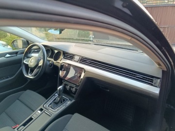 Volkswagen Passat B8 Limousine Facelifting 2.0 TDI SCR 150KM 2020 Volkswagen Passat B8 2.0 TDI DSG 88 tyś km Salon lakier otyginał rok 2020, zdjęcie 12