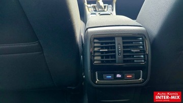 Volkswagen Passat B8 Alltrack Facelifting 2.0 TDI SCR 200KM 2021 Volkswagen Passat 2021r Lifting 2.0TDI 200KM 4MOTION DSG z Niemiec bogata, zdjęcie 27