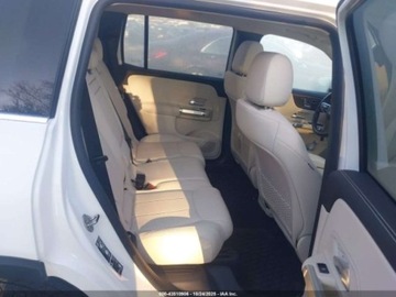 Mercedes GLB 2023 Mercedes-Benz GLB 2023 Mercedes-Benz GLB 250 4MATIC SUV 2.0 Benzyna 221KM, zdjęcie 10