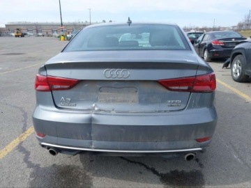 Audi A3 8V 2018 Audi A3 Sportback 2018 AUDI A3 2.0T KOMFORT 2.0 Benzyna 220KM, zdjęcie 6