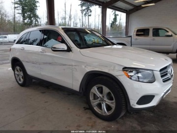 Mercedes GLC C253 2018 Mercedes-Benz GLC 300 4Matic 2018 2.0L 2.0 Benzyna 241KM, zdjęcie 7