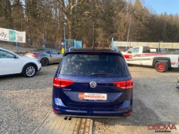 Volkswagen Touran III 1.4 TSI 150KM 2017 Volkswagen Touran 1.4 tsi 150 KM pasek nowy polski salon high line f-k VAT, zdjęcie 5