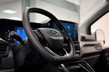 Ford Tourneo Custom II  L1 2.5 Plug-in Hybrid  232KM 2026 Tourneo Custom 340 L2H1 Titanium X PHEV CVT 2.5 232KM, zdjęcie 8