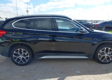 BMW X1 F48 2021 BMW X1 2021r., Sdrive28i, 2L, od ubezpieczalni 2.0 Benzyna 231KM, zdjęcie 5