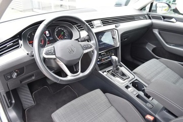 Volkswagen Passat B8 Variant Facelifting 2.0 TDI SCR 200KM 2022 Volkswagen Passat 2.0 TDi 200KM DSG7 Business SalonPL ASO NaviKameraTravel, zdjęcie 8