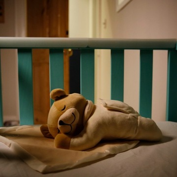 SUMMY BEAR, СПЯЩИЙ МЕДВЕДЬ, кремовый - ПРИНЦ ЛЬВИНОЕ СЕРДЦЕ
