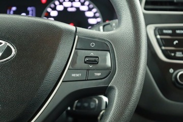 Hyundai i20 II Hatchback 5d Facelifting KAPPA 1.2 MPI 84KM 2020 Hyundai i20 1.2, Salon Polska, Klima, zdjęcie 13