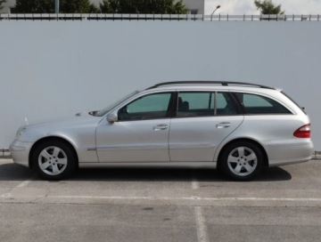 Mercedes Klasa E W211 Kombi S211 1.8 (200 Kompressor) 163KM 2005 Mercedes E E 200 Kompressor , GAZ, Automat, Xenon, zdjęcie 2