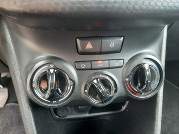 Peugeot 208 I Hatchback 5d Facelifting 1.2 PureTech 82KM 2019 PEUGEOT 208 (CA_, CC_) 1.2 82 KM, zdjęcie 15