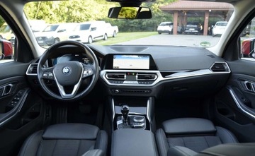 BMW Seria 3 G20-G21 2022 BMW Seria 3 320e Sportline 2.0 Hybryda Plug-In 272KM Bezwypadek SerwisASO, zdjęcie 16