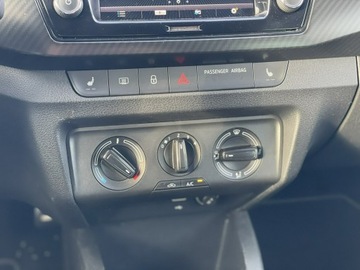 Skoda Fabia III Hatchback Facelifting 1.0 TSI 95KM 2019 Škoda Fabia Skoda Fabia 1,0 TSi 95KM 2019r. Monte, zdjęcie 22