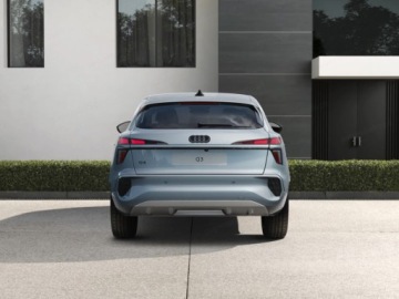 Audi 2025 AUDI Q3 TFSI Sportback Suv 1.5 (150 KM) 2025, zdjęcie 4