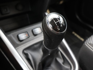 Suzuki Vitara III SUV Facelifting 1.0 BoosterJet 111KM 2019 Suzuki Vitara 1.0 BoosterJet, Salon Polska, zdjęcie 12