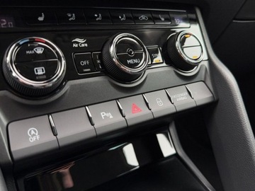 Skoda Karoq Crossover Facelifting 1.5 TSI ACT 150KM 2024 Skoda Karoq tempomat, pakiet winter, czujniki parkowania 1.5 Benzyna 150KM, zdjęcie 27