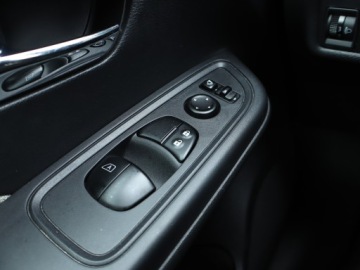 Nissan Micra V 1.0 IG 71KM 2018 Nissan Micra 1.0 IG, Klima, Tempomat, Parktronic, zdjęcie 12