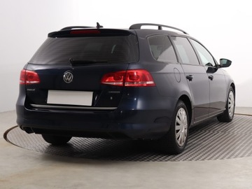 Volkswagen Passat B7 Variant 1.6 TDI CR DPF BlueMotion 105KM 2013 VW Passat 1.6 TDI, Klima, Klimatronic, Tempomat, zdjęcie 4