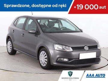 Volkswagen Polo V Hatchback 3d Facelifting 1.2 TSI BlueMotion Technology 90KM 2016 VW Polo 1.2 TSI, Salon Polska, Klima, Parktronic