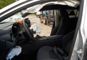 Toyota C-HR II SUV 1.8 Hybrid 140KM 2024 Toyota C-HR Okazja 1.8 Hybryda 140KM, zdjęcie 24