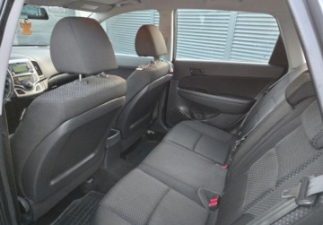 Hyundai i30 I CW Facelifting 1.6 CRDi 90KM 2012 Hyundai i30 Przeglad i ubezpieczenie do Sierpnia. 1.6 Diesel 90KM, zdjęcie 6