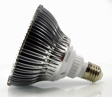 СВЕТОДИОДНАЯ ЛАМПОЧКА ДЛЯ ВЫРАЩИВАНИЯ РАСТЕНИЙ 80ВТ E27