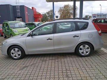 Hyundai i30 I CW Facelifting 1.4 DOHC 109KM 2010 Hyundai i30 1.4i 16v PROSTA benzyna KLIMATYZACJA stan IDEALNY BEZ rdzy 1.4, zdjęcie 8