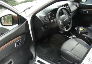 Dacia Spring Crossover Elektryczny 45KM 2023 Dacia Spring elektryk kamera 24 tys.km. Elektryczny 45KM, zdjęcie 11