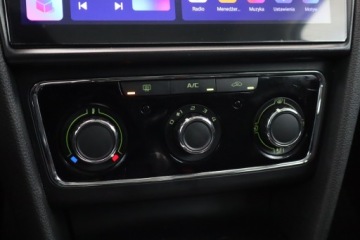 Skoda Superb II Sedan Facelifting 1.8 TSI 160KM 2015 Skoda Superb 1.8 TSI, Salon Polska, Klima, zdjęcie 15