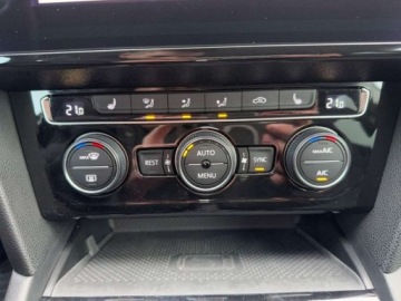 Volkswagen Arteon Fastback 2.0 TDI 240KM 2020 Volkswagen Arteon 2.0 TDI BiT 240KM FV23 Keyless Kamera 360 2.0 Diesel, zdjęcie 24