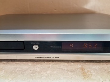 Ямаха DVD-S559 МК2