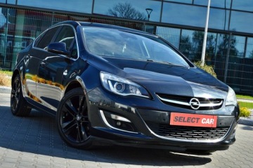 Opel Astra J Sedan 1.4 Turbo ECOTEC 140KM 2014 Opel Astra Sedan 1,4 Turbo 140Km Xenon Ledy Navi